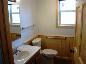 Cabin 7 2nd floor bathroom with shower